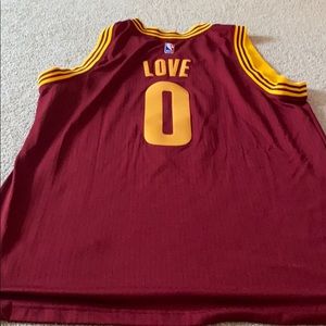 CAVALIERS LOVE JERSEY